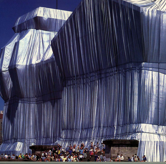 Christo - Wrapped Reichstag. 1996
