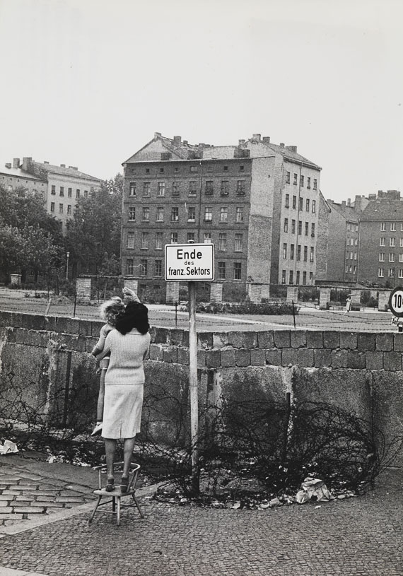 Berliner Mauer - 20 Photographien Berliner Mauerbau. 1961.